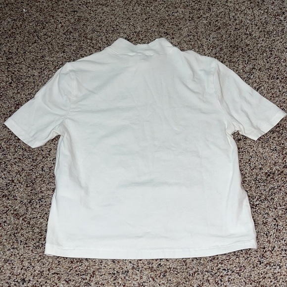 H&M tee - Picture 2 of 3